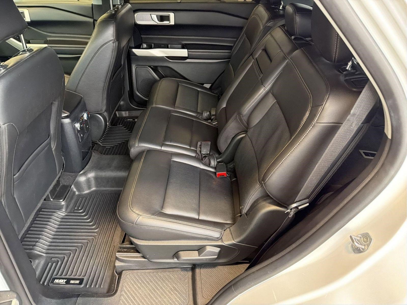 Certified 2021 Ford Explorer Limited RWD image 15
