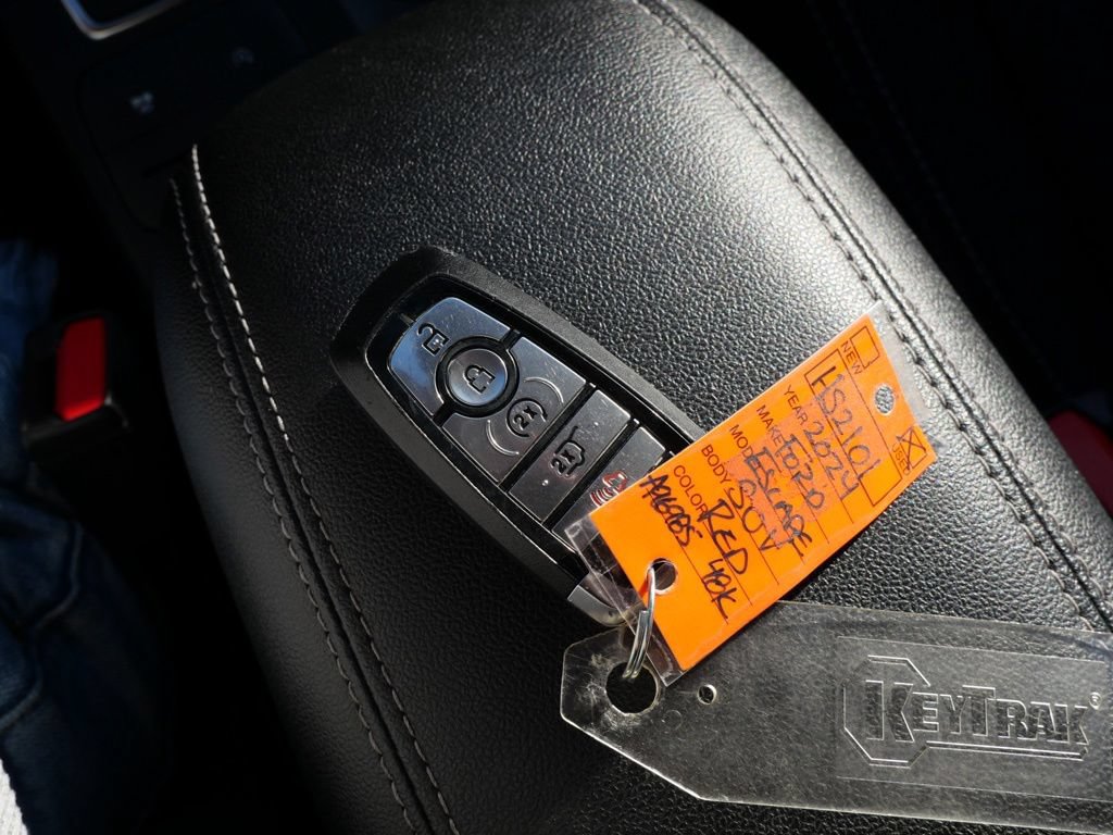 Certified 2024 Ford Escape Active AWD/4WD image 41