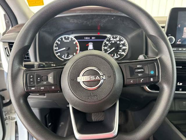 Used 2022 Nissan Rogue SV FWD image 26