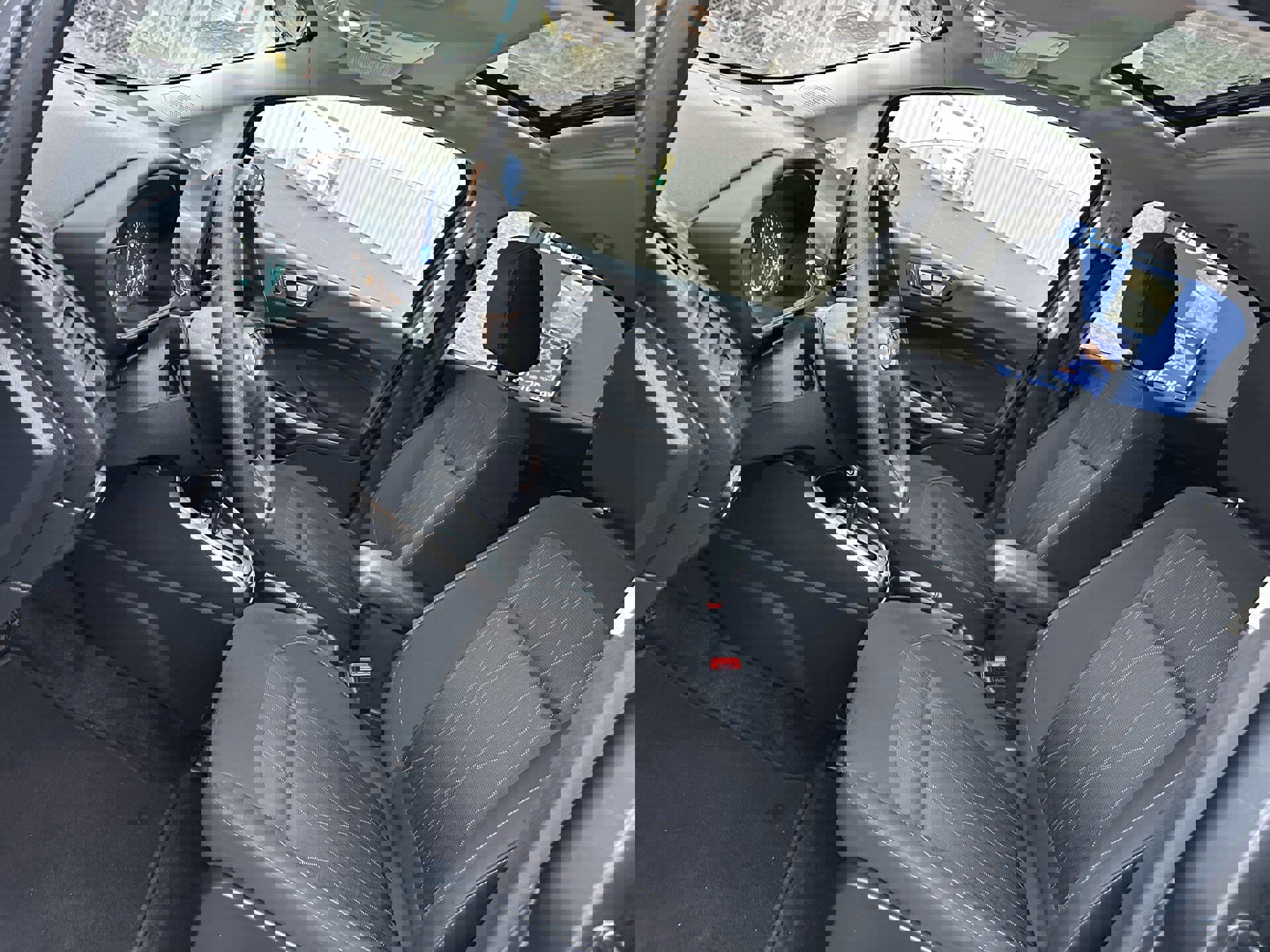 Certified 2021 Ford EcoSport SE image 9