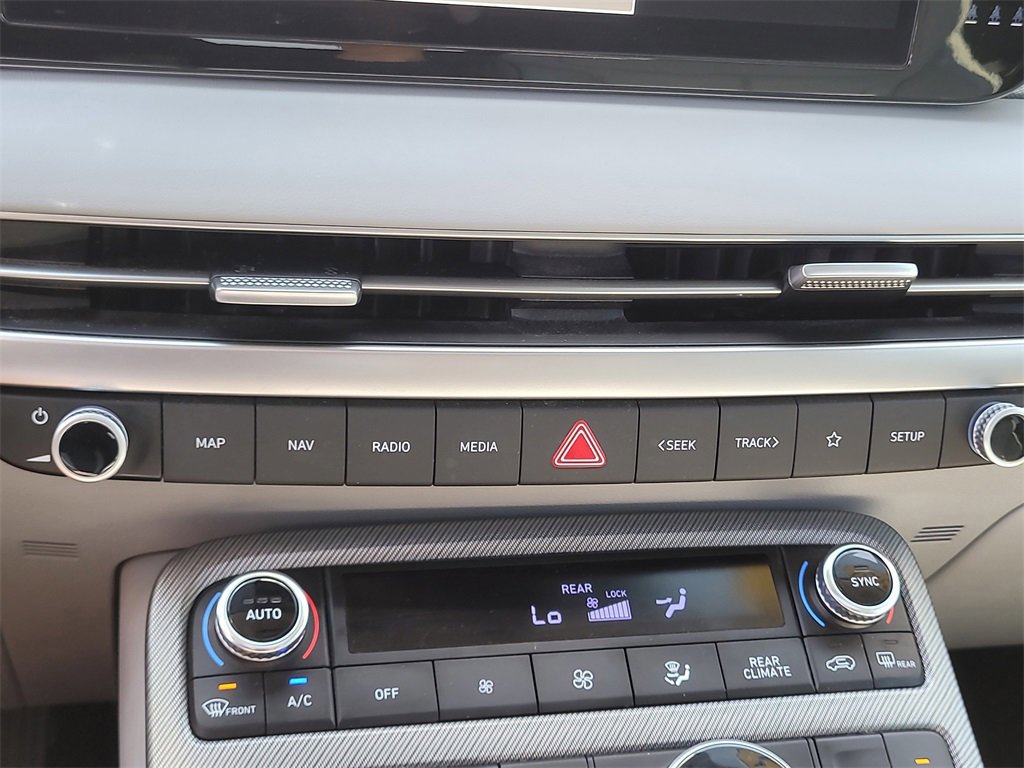 Used 2024 Hyundai Palisade SEL w/ Premium Package image 25