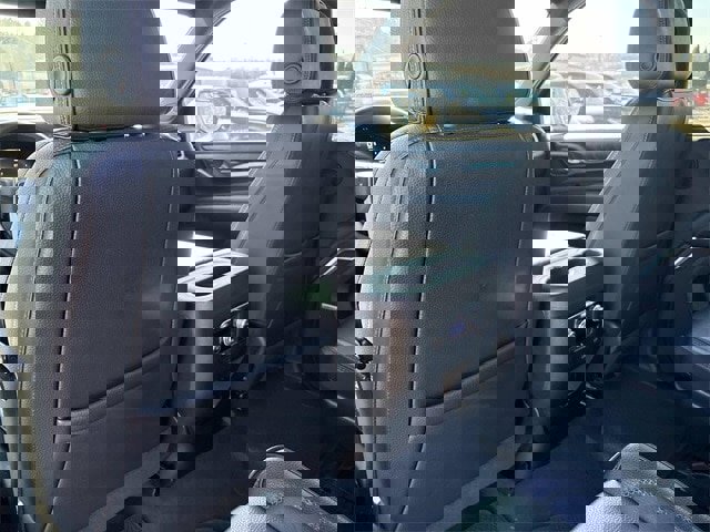 Used 2023 GMC Yukon Denali image 17