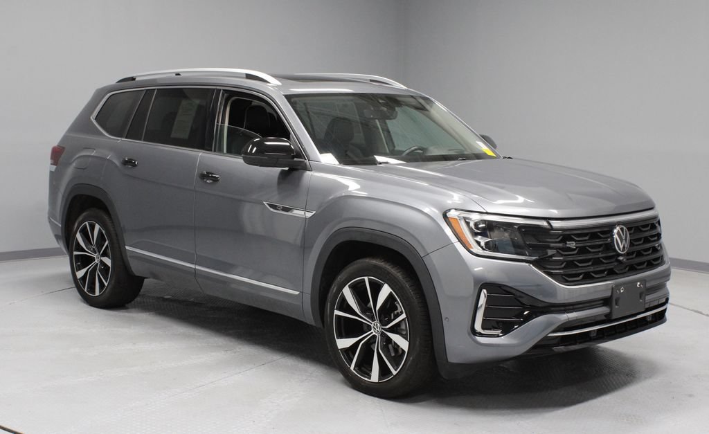 Used 2024 Volkswagen Atlas SEL Premium R-Line