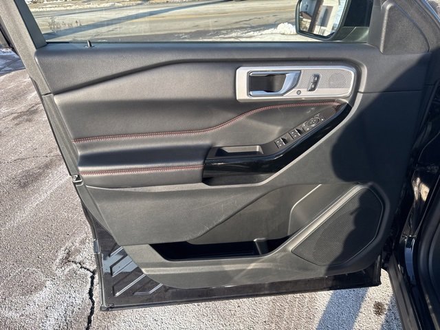 Certified 2022 Ford Explorer ST-Line w/ Class IV Trailer Tow Package image 15