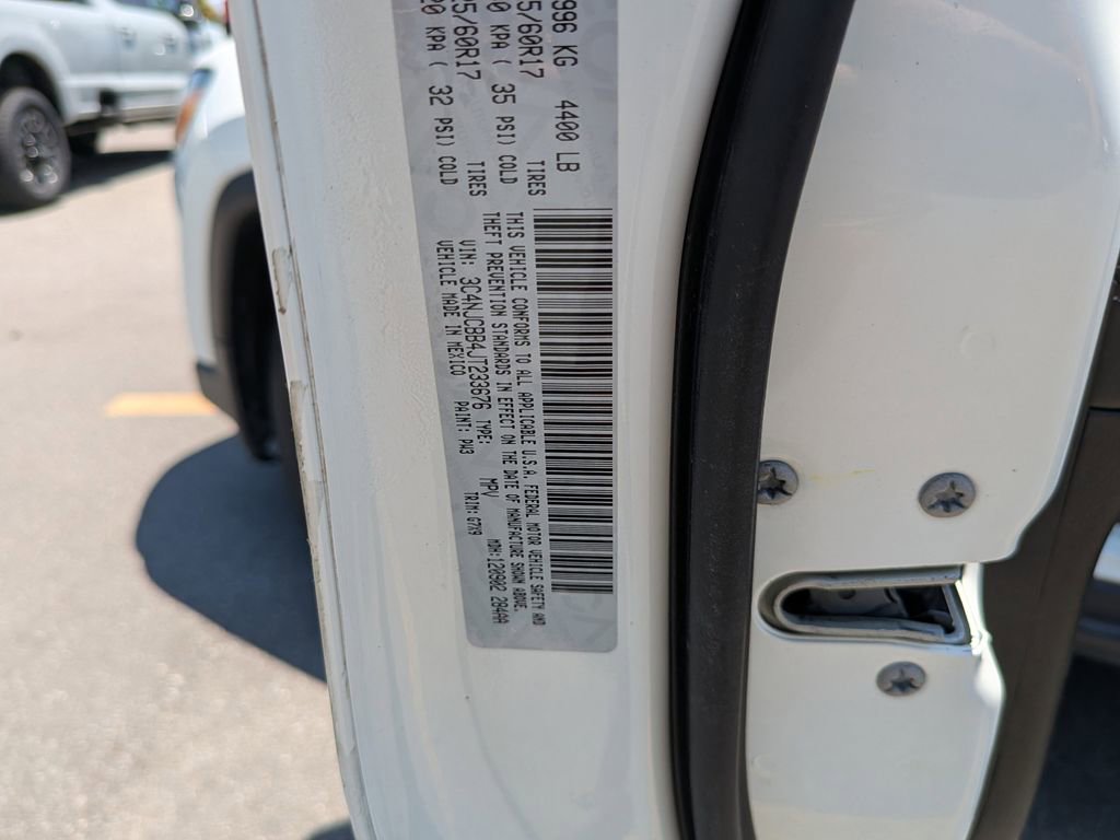 Used 2018 Jeep Compass Latitude FWD image 33