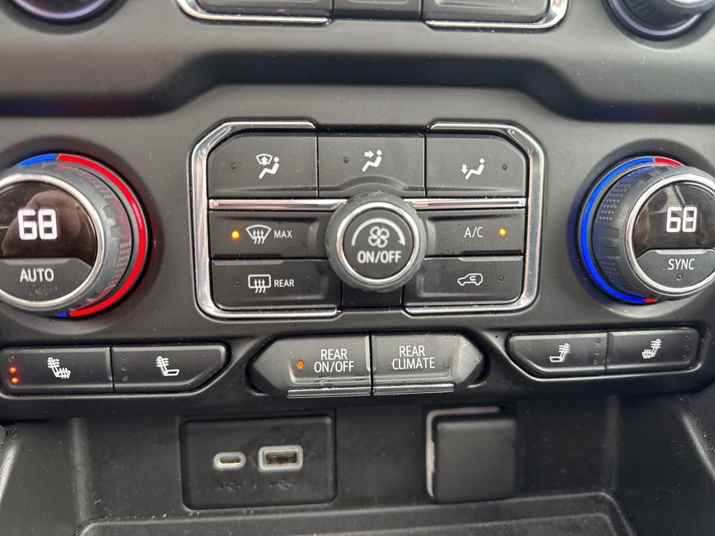 Used 2022 Chevrolet Tahoe RST w/ Luxury Package image 19