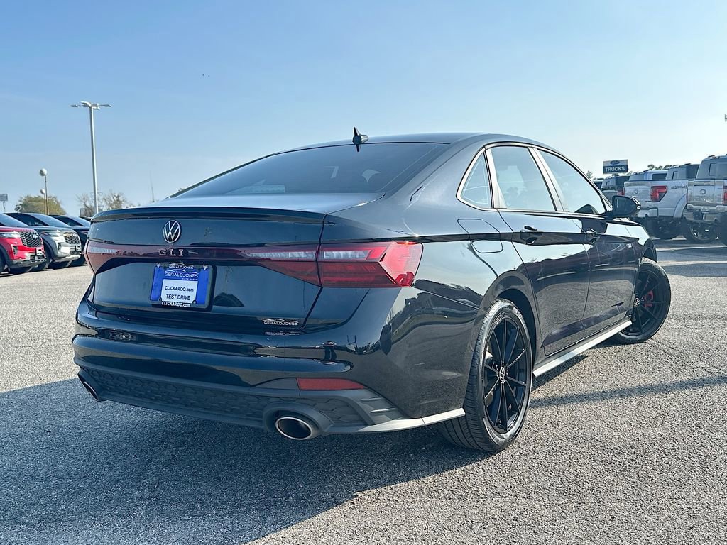 Used 2025 Volkswagen Jetta GLI Autobahn image 4