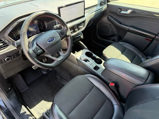 Certified 2023 Ford Escape ST-Line w/ Tech Pack #1 FWD image 11