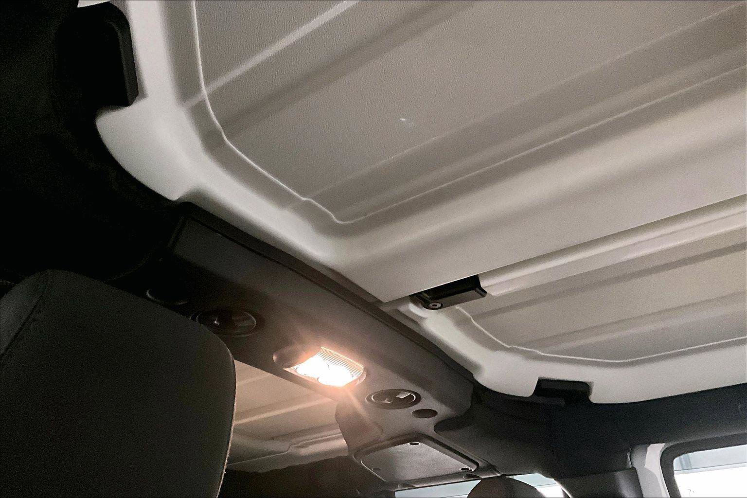 Used 2018 Jeep Wrangler Unlimited Sport S image 21