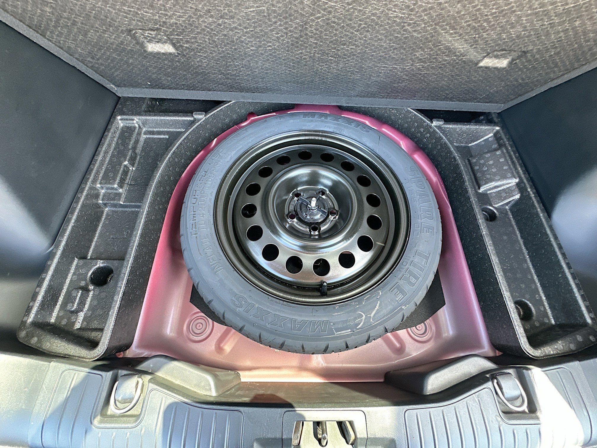 Certified 2021 Ford Escape SE w/ SE Sport Appearance Package image 31