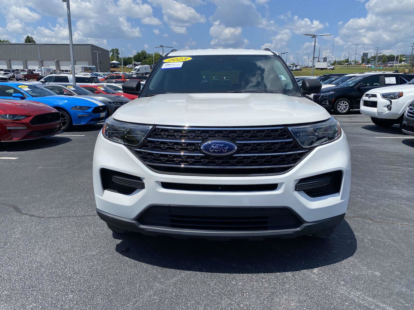 Certified 2023 Ford Explorer XLT RWD video 2