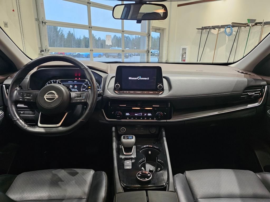 Used 2021 Nissan Rogue SV w/ Premium Package image 24