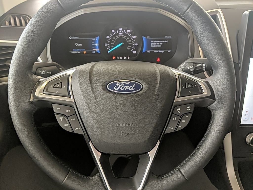 Certified 2024 Ford Edge SEL w/ Convenience Package AWD/4WD image 16