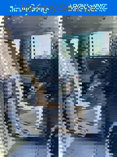 Used 2019 Chevrolet Suburban LT image 28