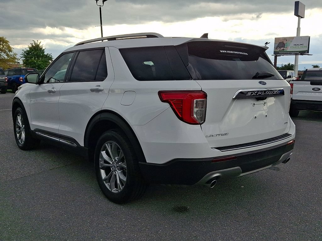 Certified 2023 Ford Explorer Limited AWD/4WD image 4