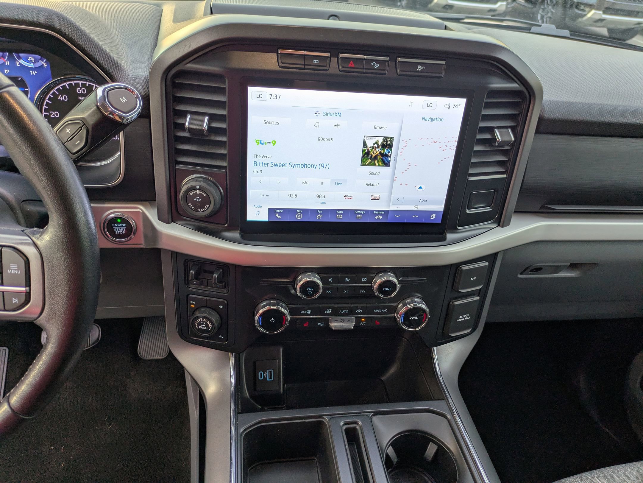 Certified 2022 Ford F150 XLT w/ Equipment Group 302A High image 25