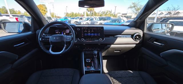 Used 2024 Chevrolet Colorado Z71 w/ Z71 Convenience Package 2 image 8