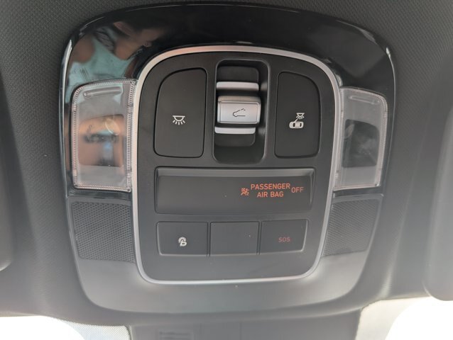 Used 2022 Hyundai Santa Cruz SEL Premium AWD/4WD image 9