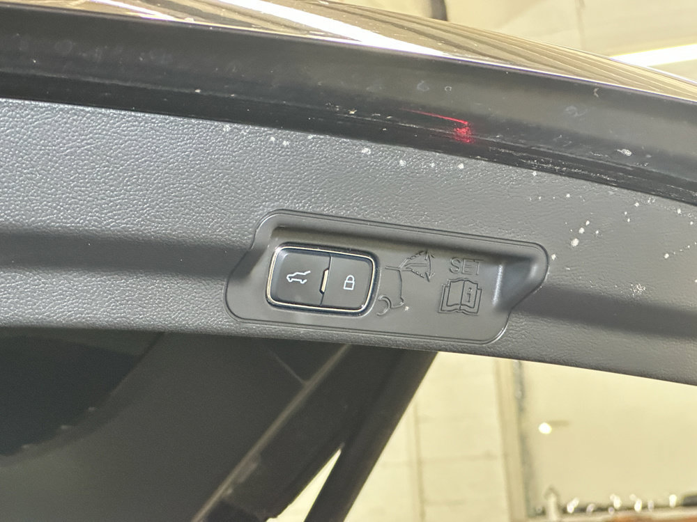 Certified 2025 Ford Explorer ST AWD/4WD image 21