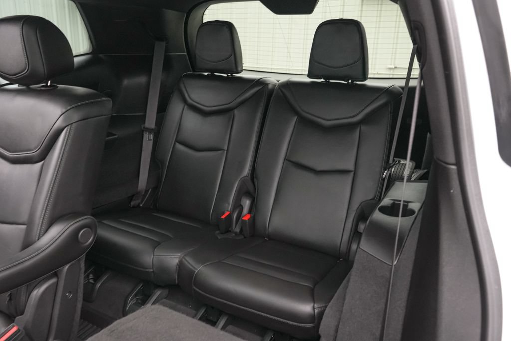 Used 2024 Cadillac XT6 Premium Luxury w/ LPO, Floor Liner Package AWD/4WD image 21