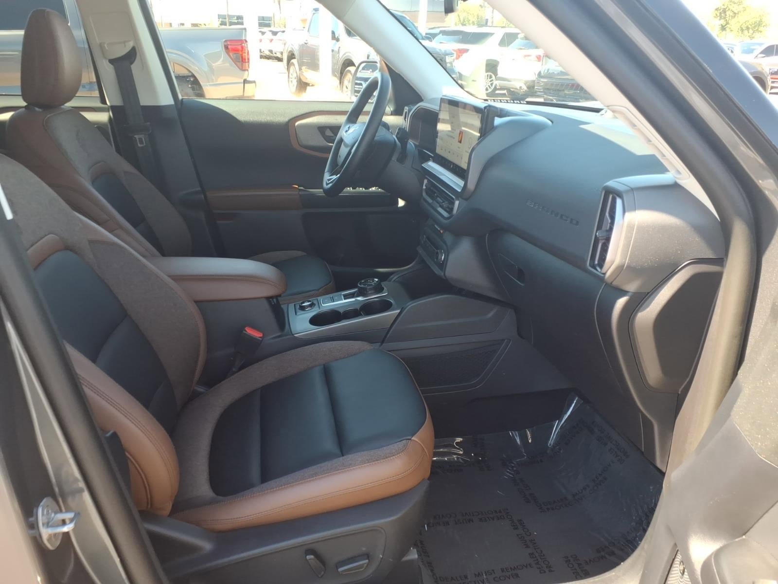 Certified 2025 Ford Bronco Sport Outer Banks w/ Outer Banks Tech Package+ AWD/4WD image 11
