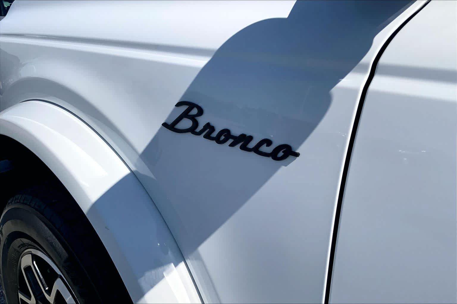 Certified 2021 Ford Bronco Outer Banks AWD/4WD image 10