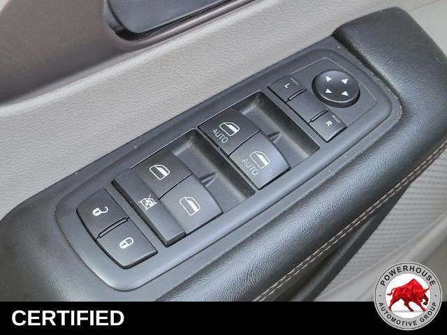 Used 2019 Chrysler Pacifica Touring-L image 26