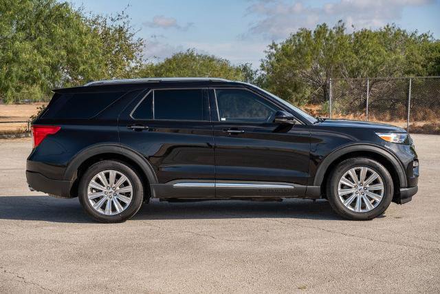 Certified 2022 Ford Explorer Limited w/ Equipment Group 301A RWD image 9