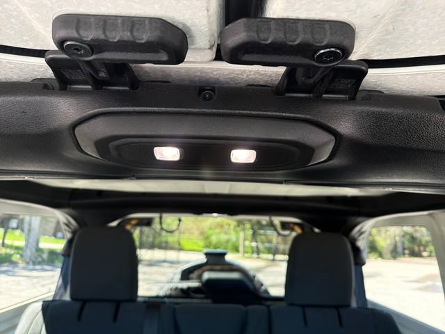 Used 2024 Jeep Wrangler Willys AWD/4WD image 45