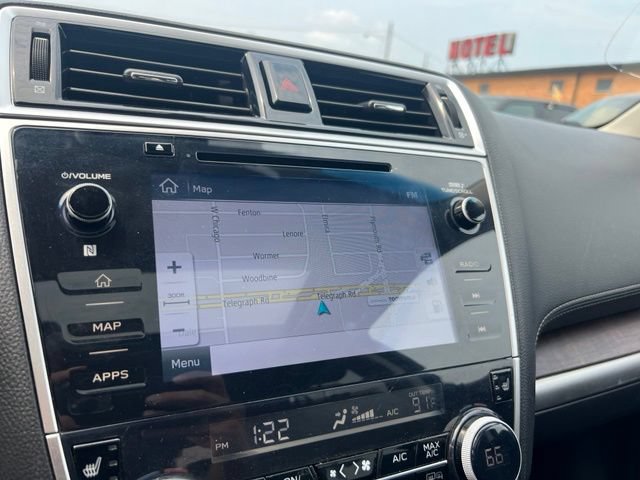 Used 2018 Subaru Outback 3.6R Limited AWD/4WD image 17