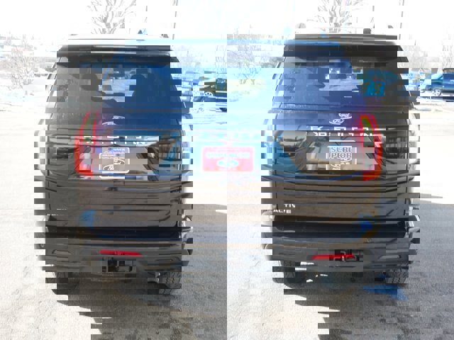 Certified 2025 Ford Expedition Active image 4