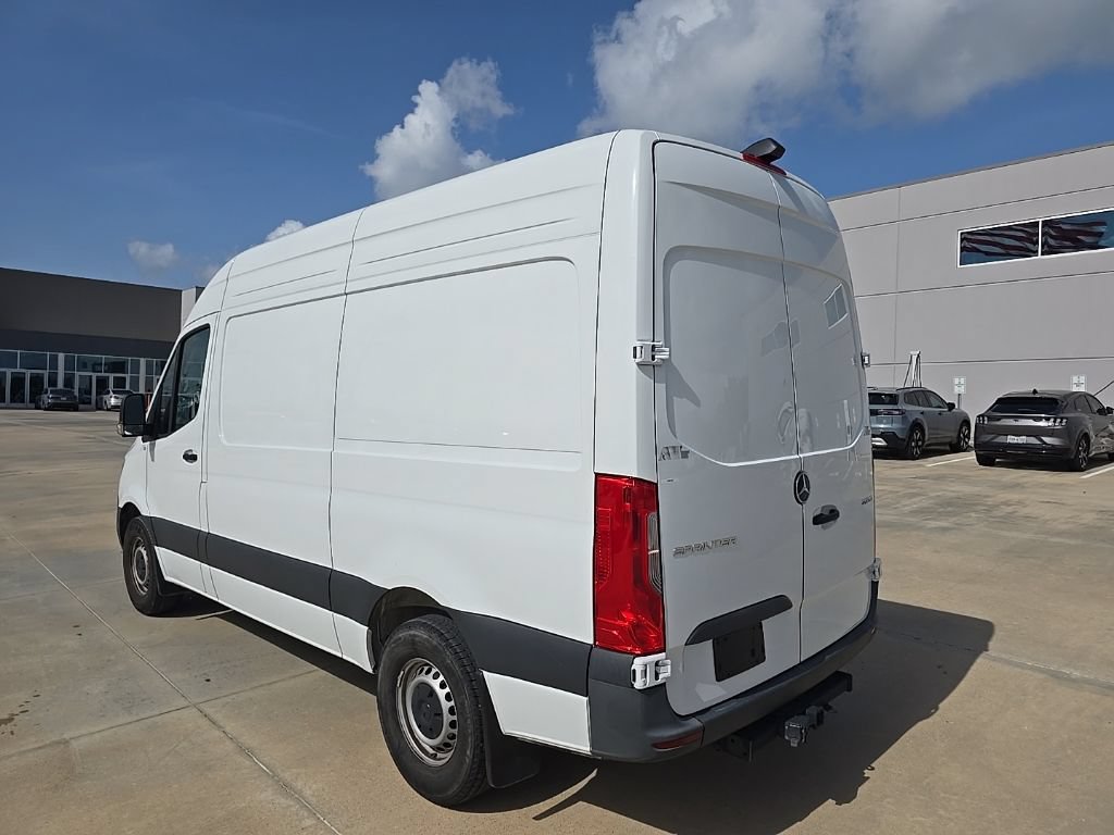 Used 2024 Mercedes-Benz Sprinter 2500 image 6