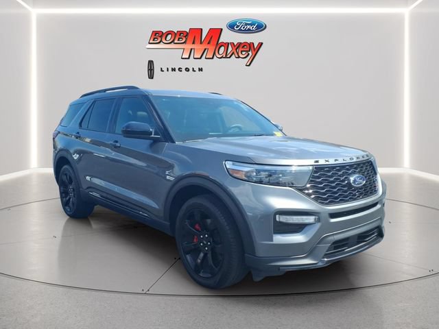 Certified 2023 Ford Explorer ST w/ ST Street Pack AWD/4WD image 3