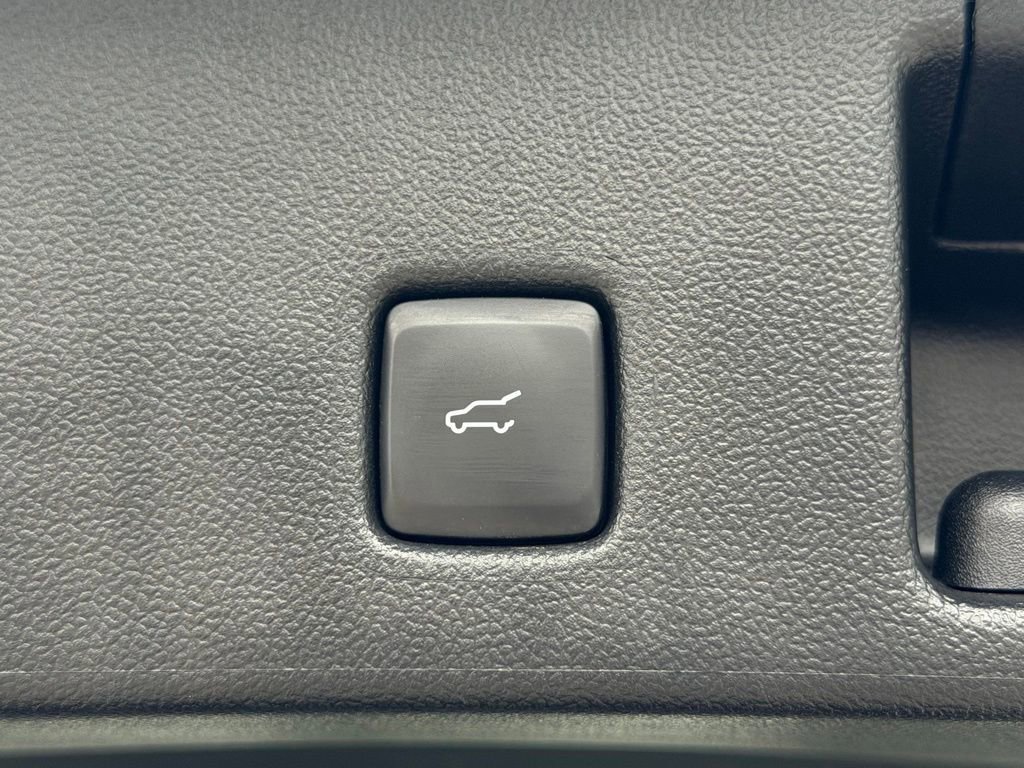 Certified 2023 Ford Escape ST-Line AWD/4WD image 16