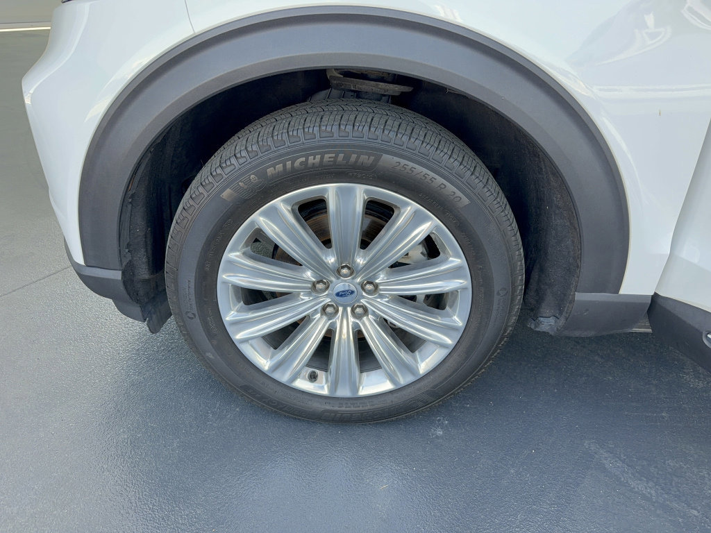 Certified 2023 Ford Explorer Limited w/ Limited Technology Package image 37