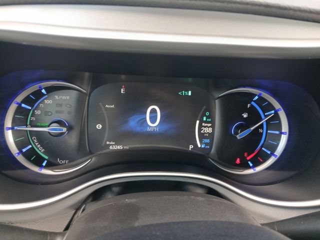 Used 2024 Chrysler Pacifica Limited FWD image 21