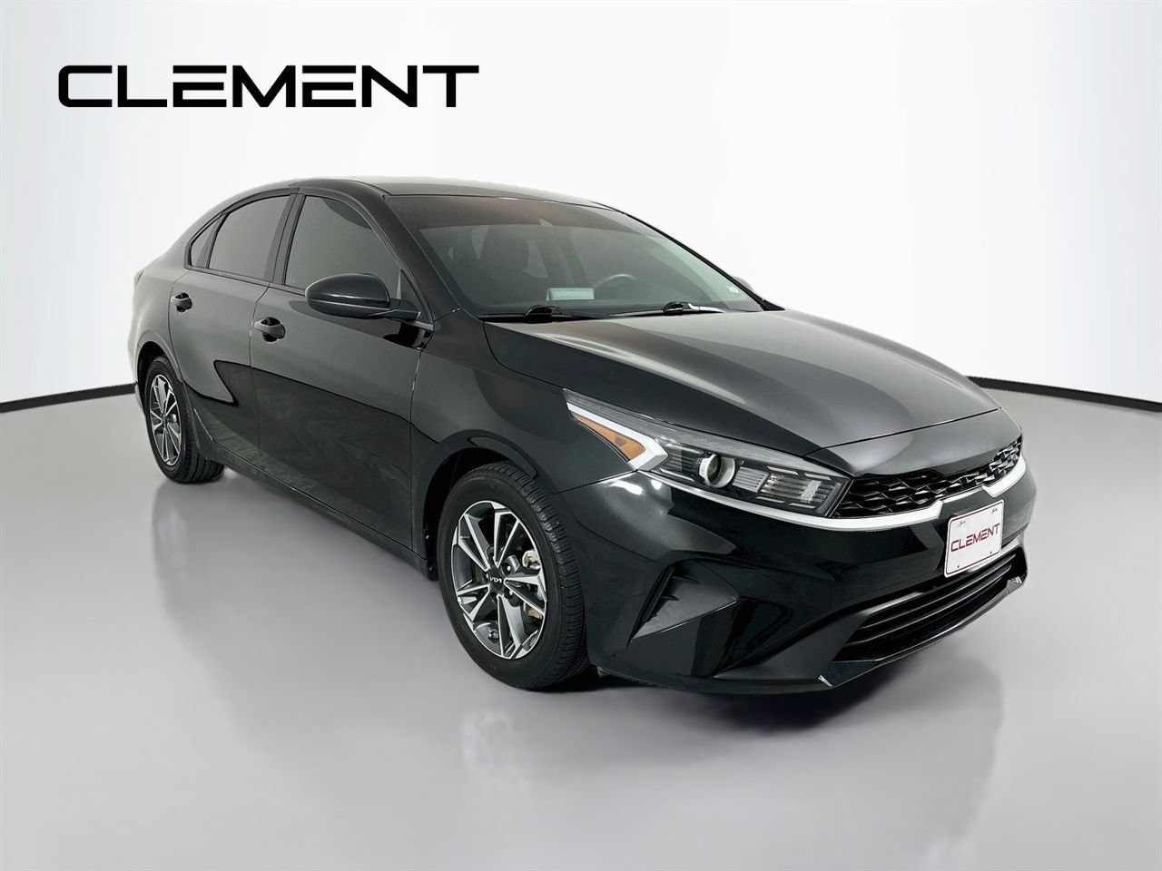 Used 2024 Kia Forte LXS FWD image 5