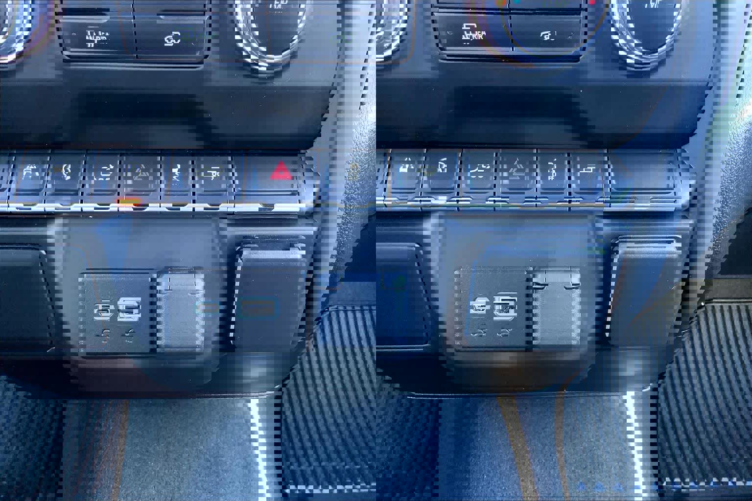 Used 2023 Chevrolet Silverado 1500 Custom w/ LPO, Dark Essentials Package image 33