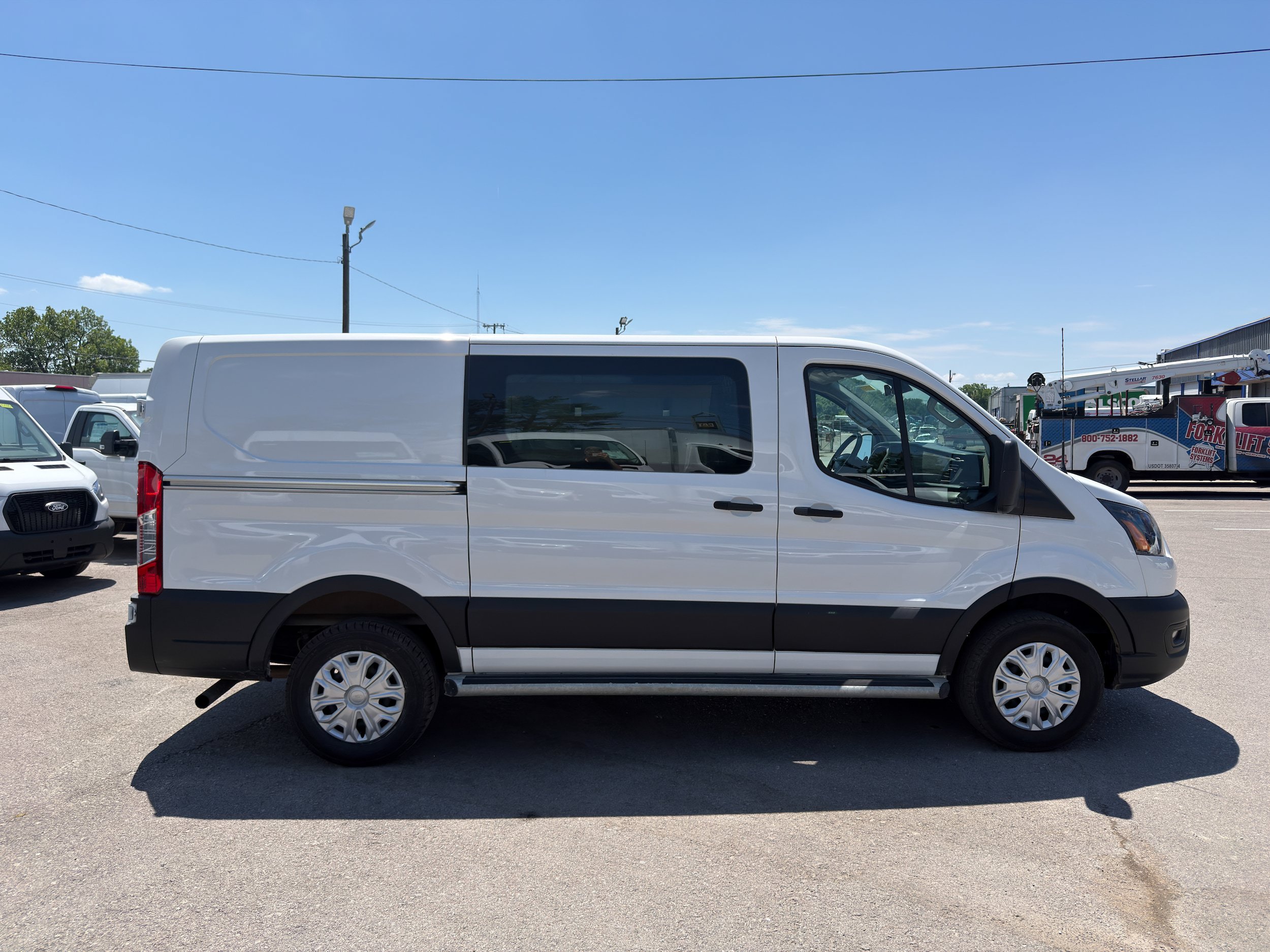 Certified 2025 Ford Transit 250 Low Roof w/ Exterior Upgrade Package RWD image 4
