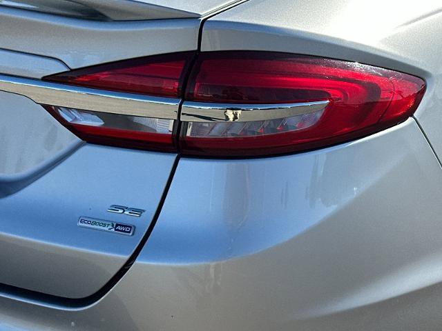 Certified 2017 Ford Fusion SE AWD/4WD image 25