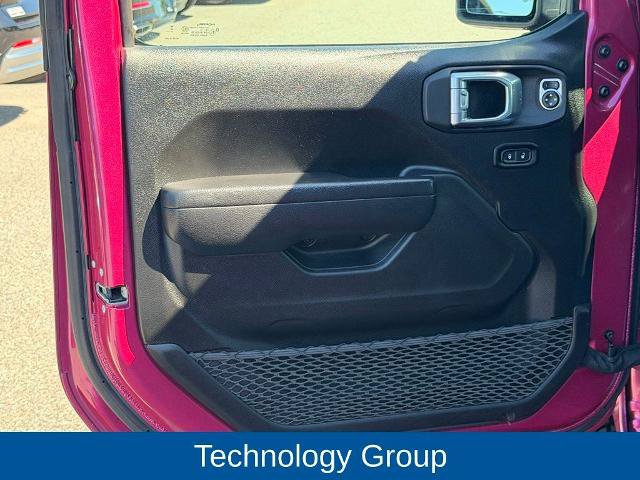 Used 2024 Jeep Gladiator Sport AWD/4WD image 14