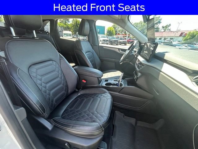 Certified 2023 Ford Escape Platinum w/ Premium Technology Package AWD/4WD image 14
