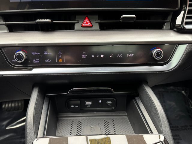 Used 2024 Kia Sportage EX w/ EX Premium Package image 19
