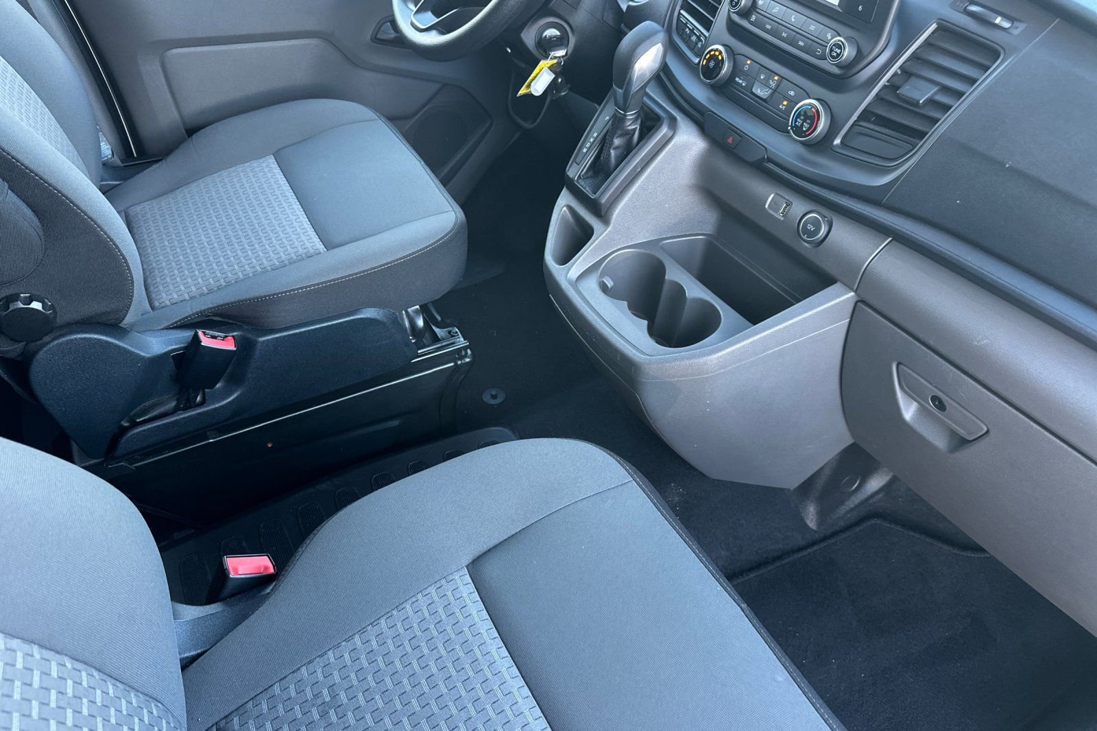 Certified 2021 Ford Transit 350 XLT image 17