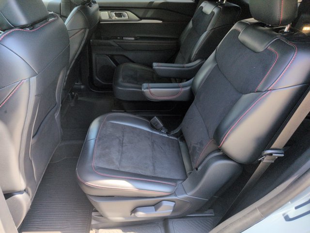 Certified 2025 Ford Explorer ST w/ Sun And Sound Package AWD/4WD image 31