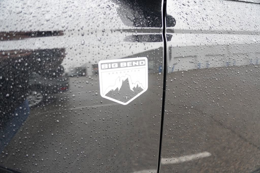 Certified 2023 Ford Bronco Big Bend w/ Sasquatch Package image 16