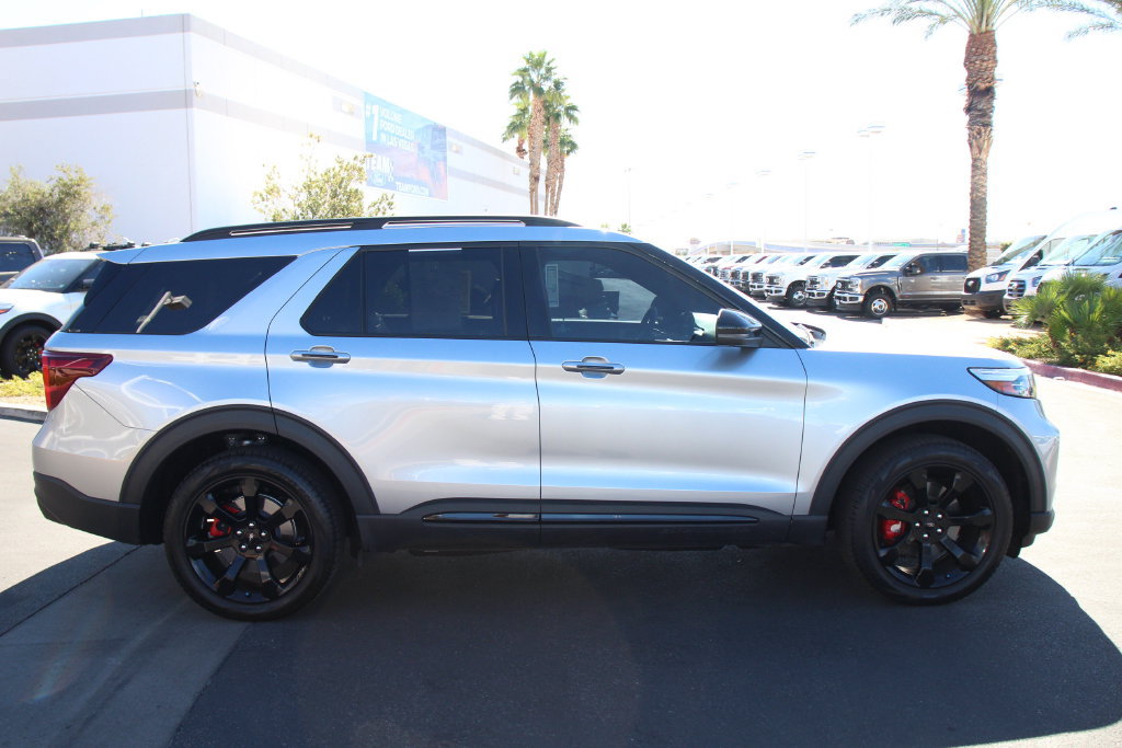 Certified 2023 Ford Explorer ST w/ Equipment Group 401A AWD/4WD image 10