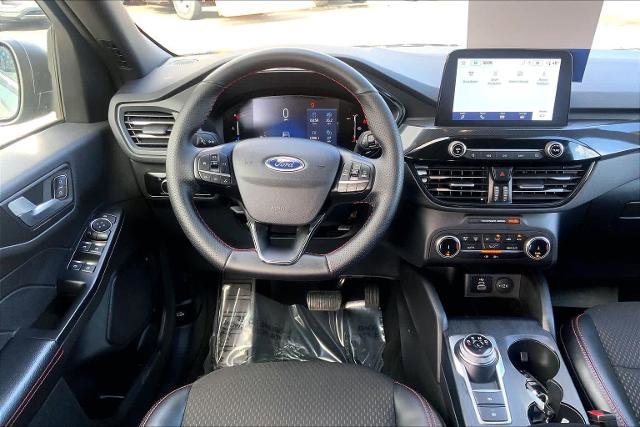 Certified 2025 Ford Escape ST-Line image 6