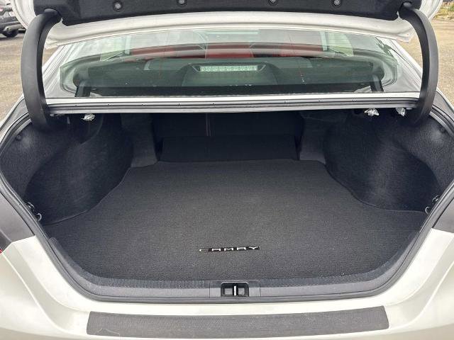 Used 2019 Toyota Camry XSE w/ Navigation Package FWD image 26