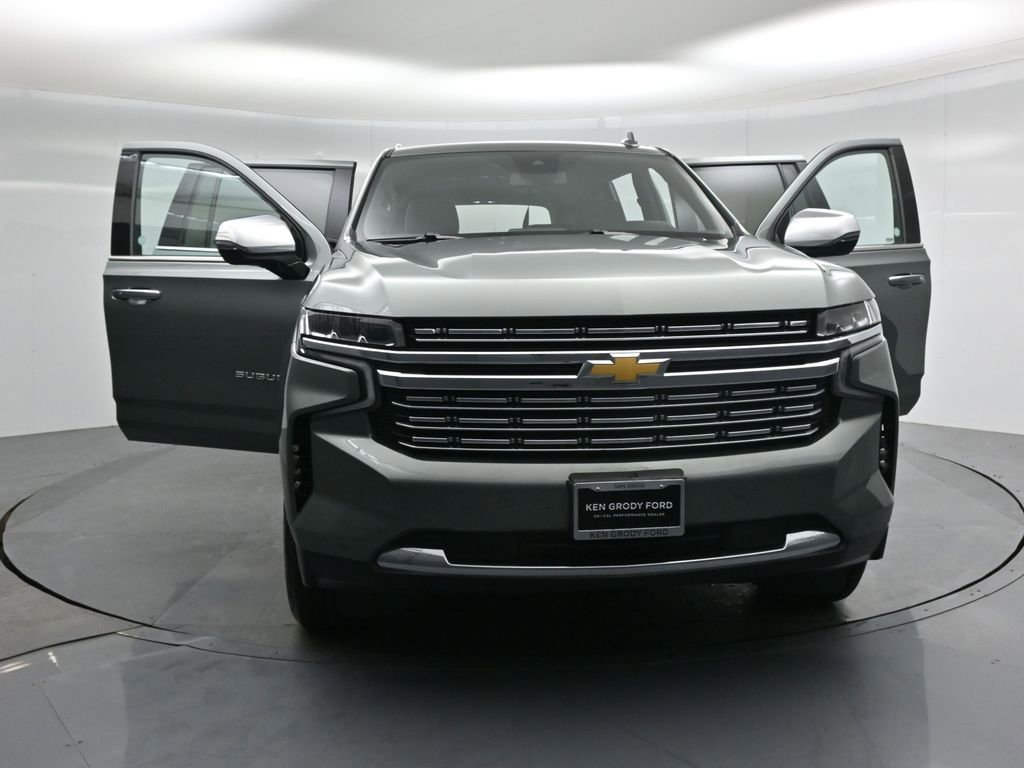 Used 2023 Chevrolet Suburban Premier image 30